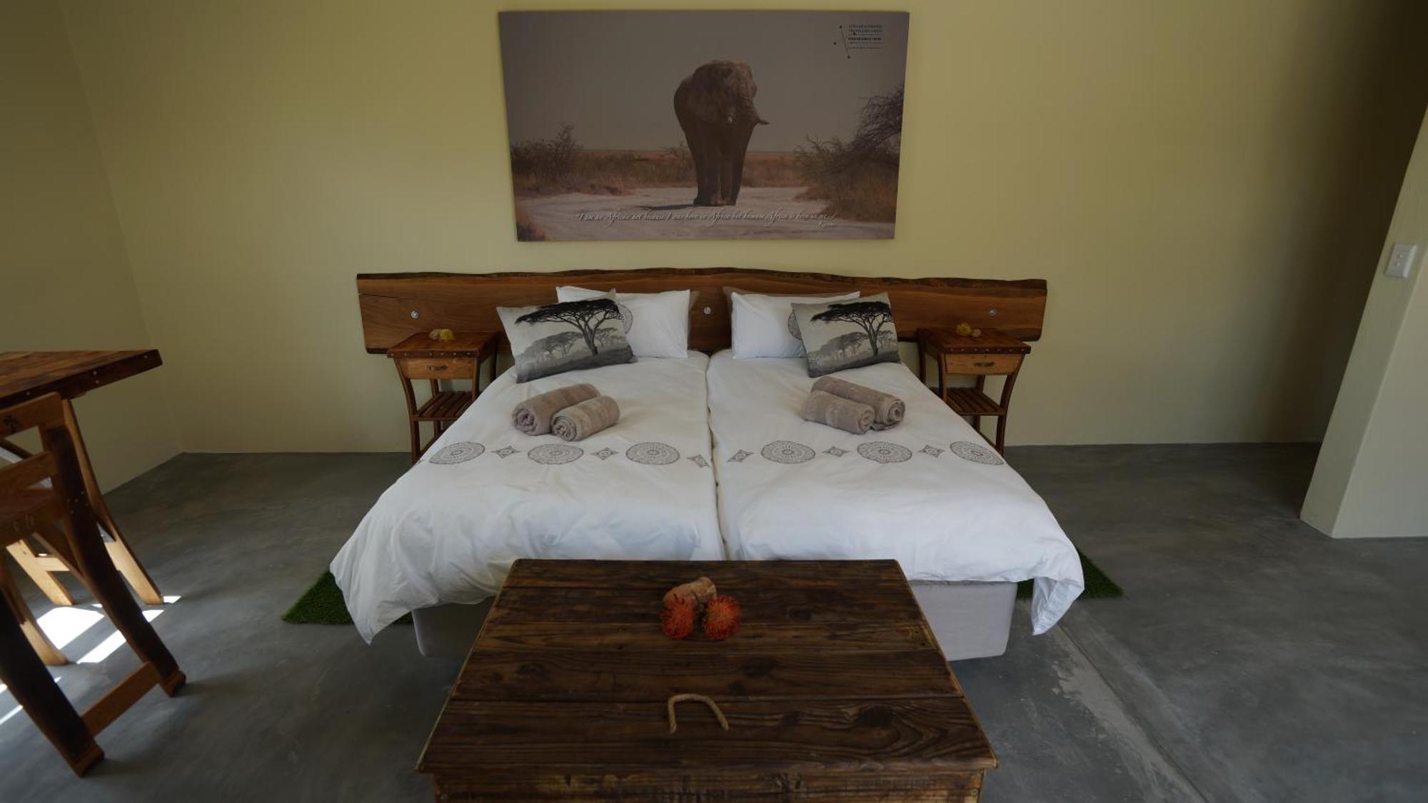 Napier Stellar Overberg Travellers Lodge מראה חיצוני תמונה