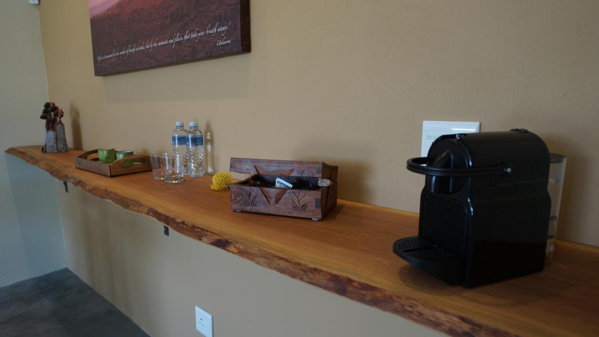 Napier Stellar Overberg Travellers Lodge מראה חיצוני תמונה