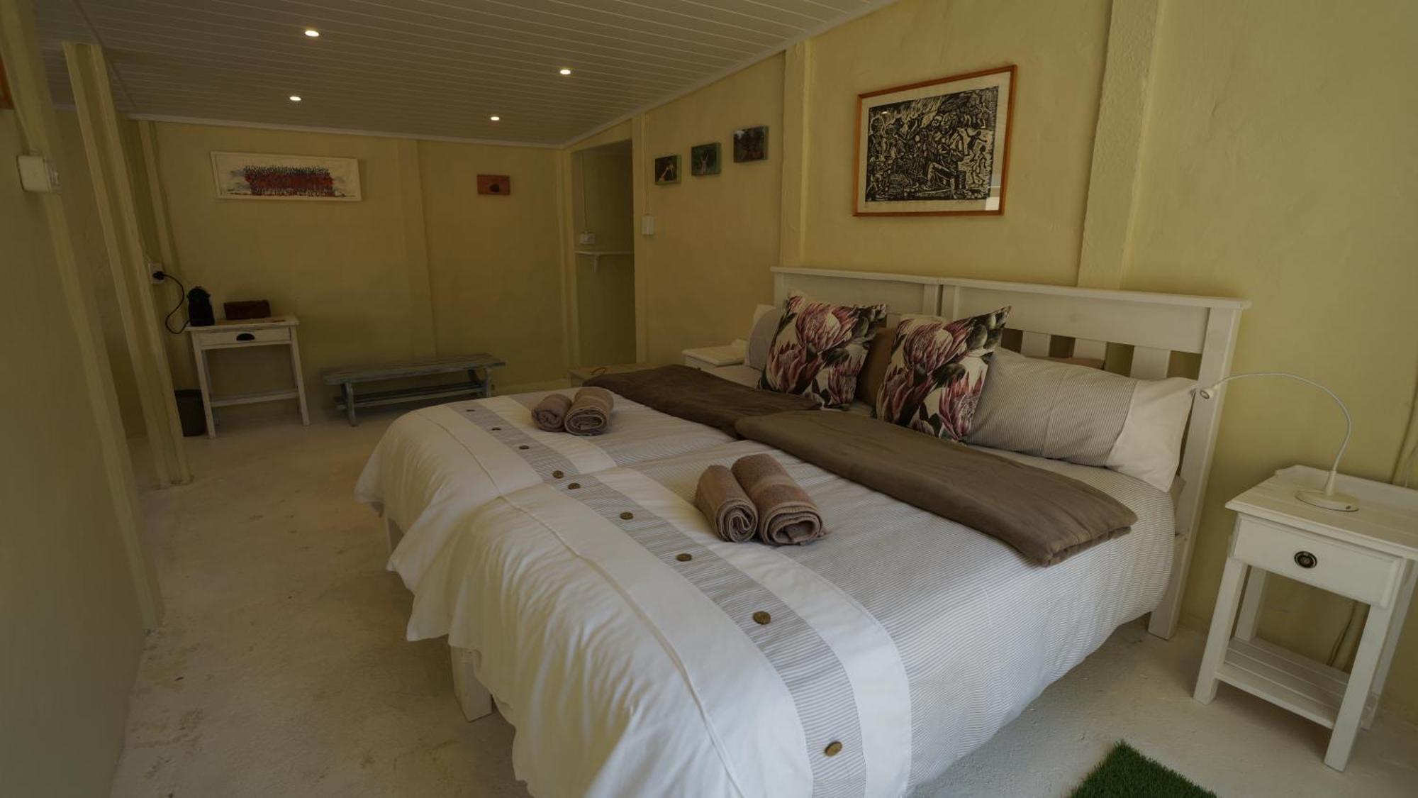 Napier Stellar Overberg Travellers Lodge מראה חיצוני תמונה